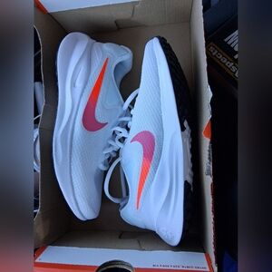 New Nike Women Shoes Size 6.5